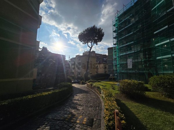 appartamento in vendita a Napoli in zona Fuorigrotta