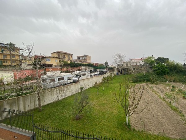 appartamento in vendita a Napoli in zona Chiaiano