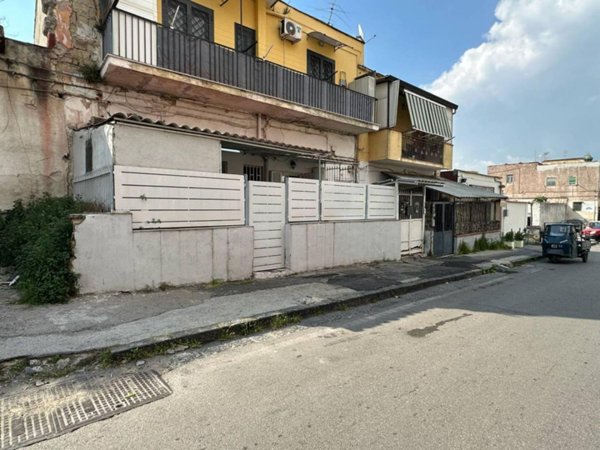 appartamento in vendita a Napoli in zona Ponticelli