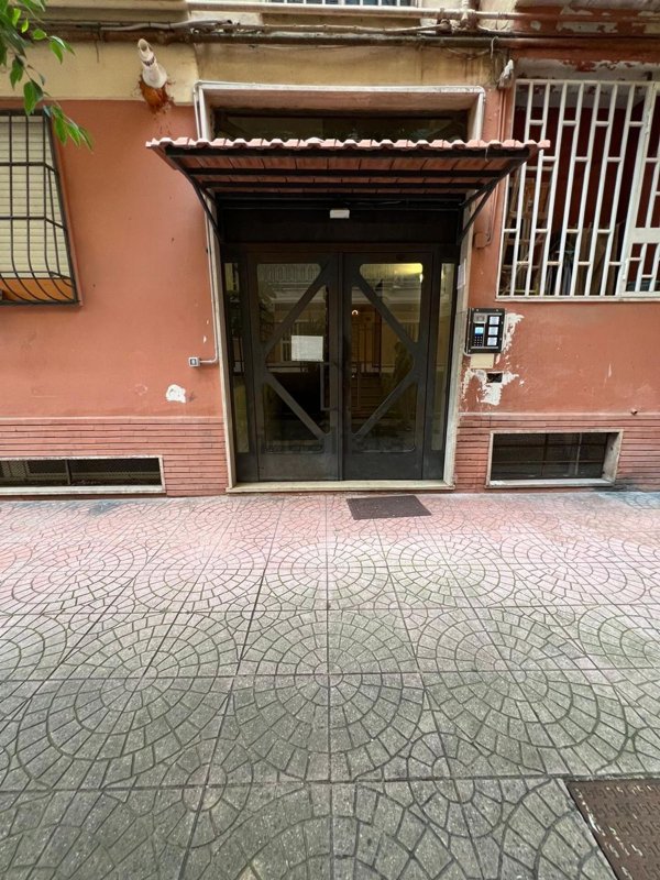 appartamento in vendita a Napoli in zona Bagnoli