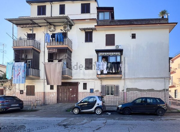appartamento in vendita a Napoli in zona Secondigliano