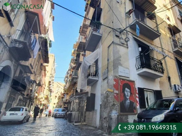 appartamento in vendita a Napoli in zona Stella