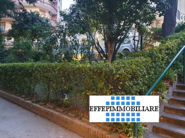 appartamento in vendita a Napoli in zona Arenella