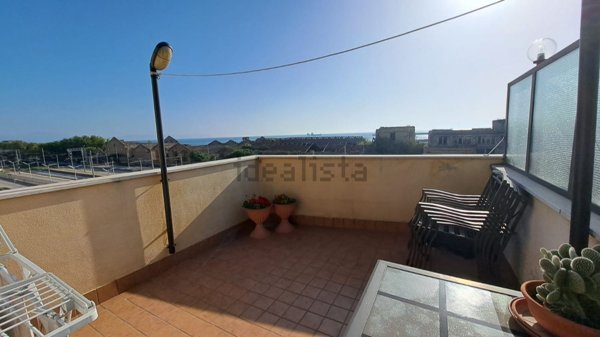 appartamento in vendita a Napoli in zona San Giovanni a Teduccio