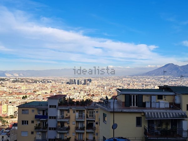 appartamento in vendita a Napoli in zona Vomero