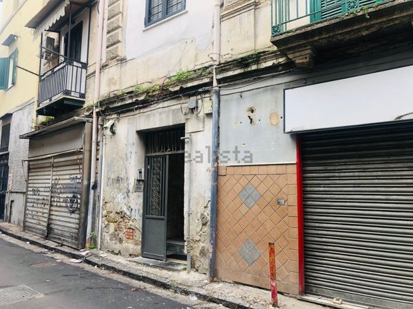 appartamento in vendita a Napoli in zona Miano