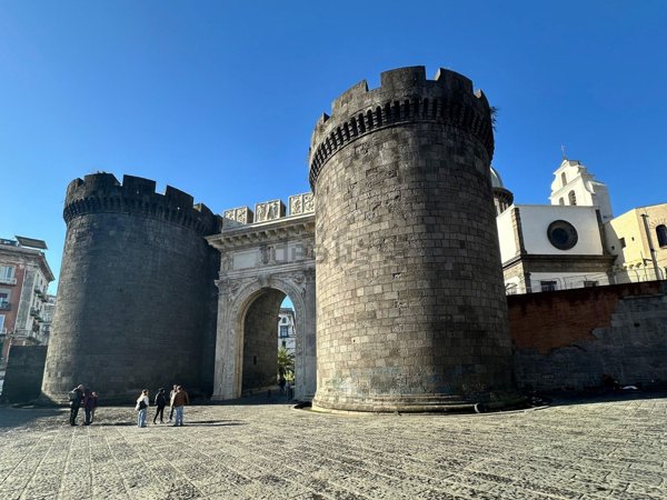 appartamento in vendita a Napoli in zona San Lorenzo