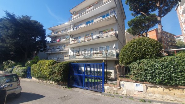 appartamento in vendita a Napoli in zona Posillipo