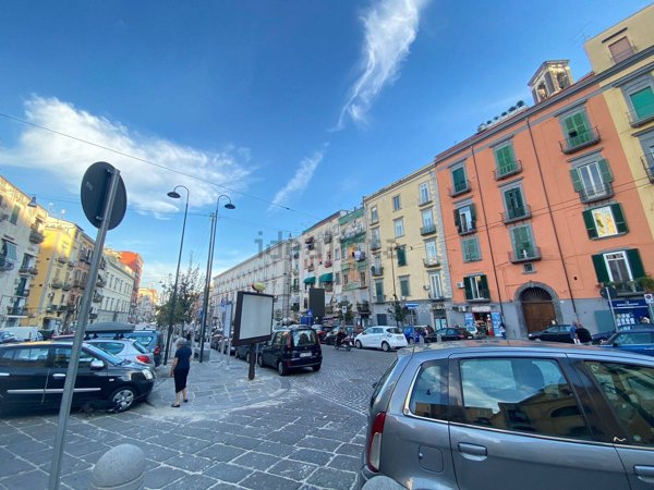appartamento in vendita a Napoli in zona San Lorenzo