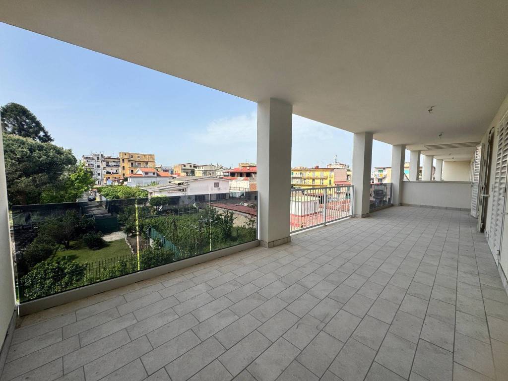 appartamento in vendita a Napoli in zona Secondigliano