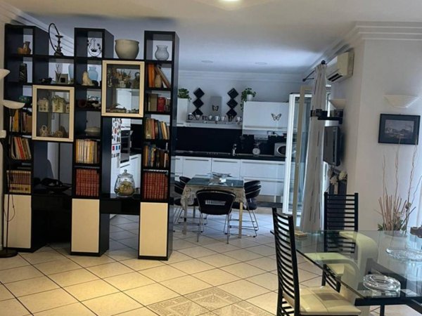 appartamento in vendita a Napoli in zona Pianura