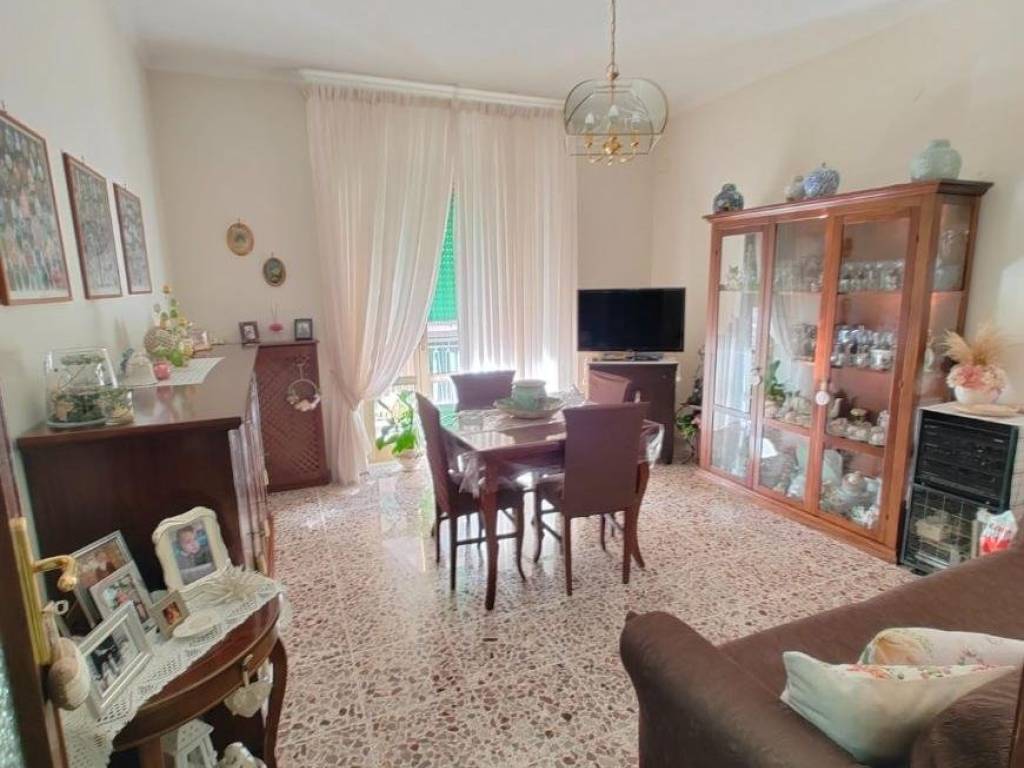 appartamento in vendita a Napoli in zona Secondigliano