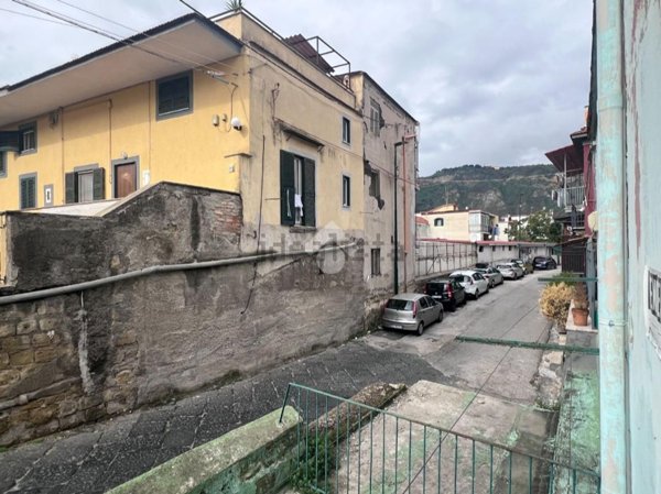 appartamento in vendita a Napoli in zona Soccavo