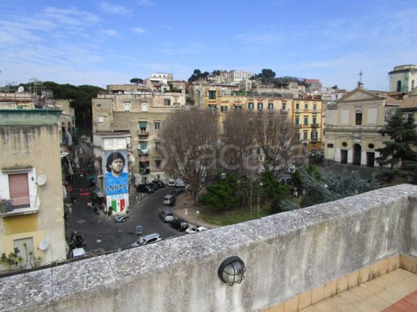 appartamento in vendita a Napoli in zona Stella