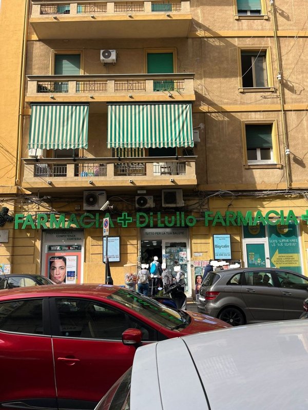 appartamento in vendita a Napoli in zona Vicaria