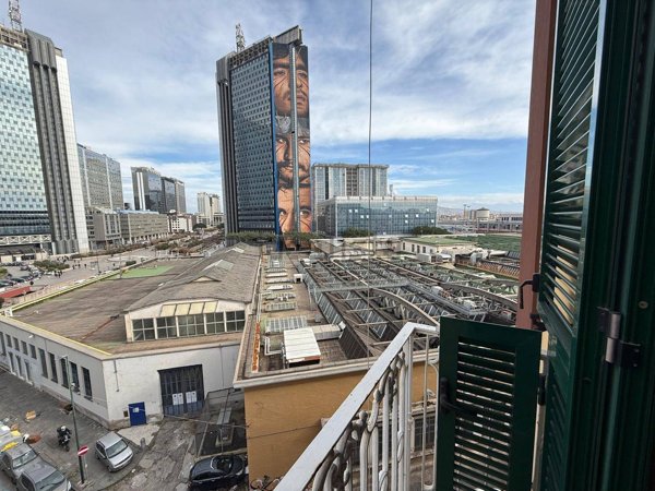 appartamento in vendita a Napoli in zona Vicaria