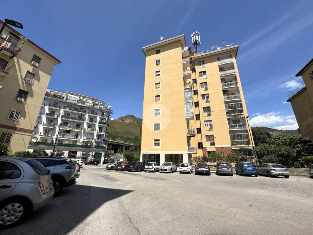 appartamento in vendita a Napoli in zona Soccavo