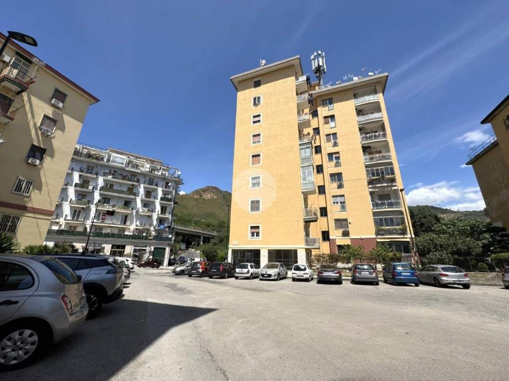 appartamento in vendita a Napoli in zona Soccavo