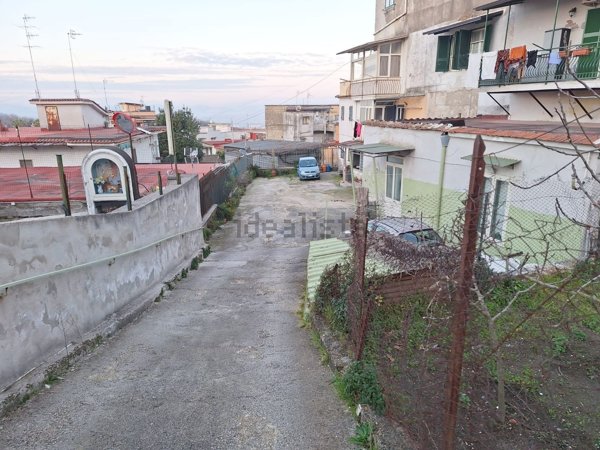 appartamento in vendita a Napoli in zona Chiaiano