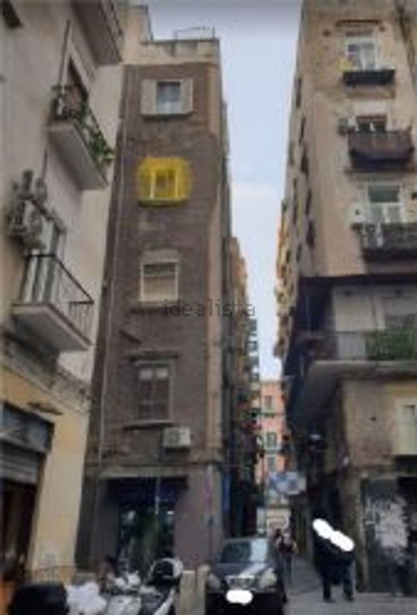 appartamento in vendita a Napoli in zona Pendino / San Giuseppe