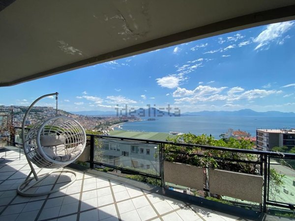 appartamento in vendita a Napoli in zona Posillipo