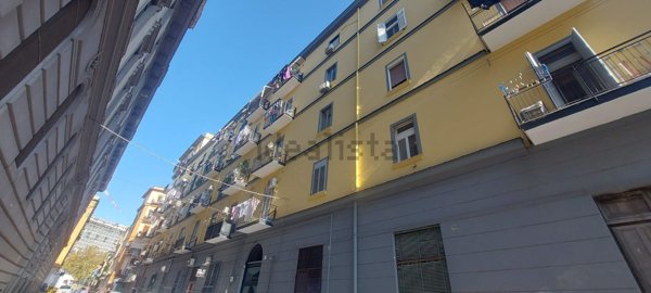 appartamento in vendita a Napoli in zona San Lorenzo