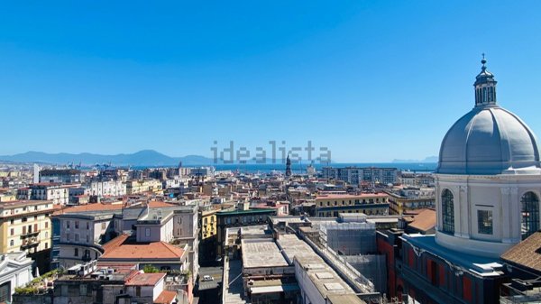 appartamento in vendita a Napoli in zona Pendino / San Giuseppe