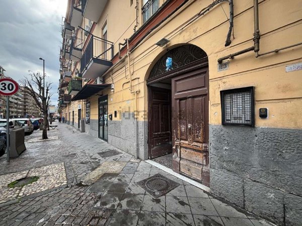 appartamento in vendita a Napoli in zona San Lorenzo