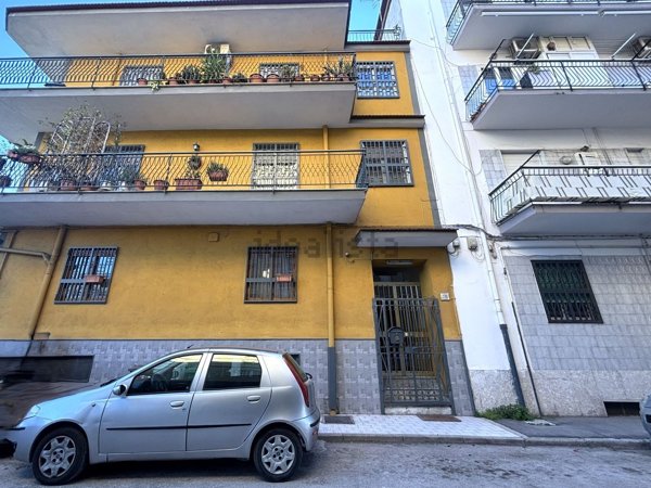 appartamento in vendita a Napoli in zona Barra