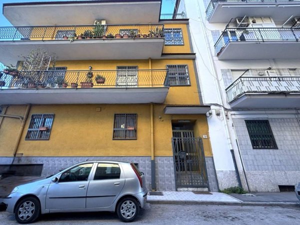 appartamento in vendita a Napoli in zona Barra