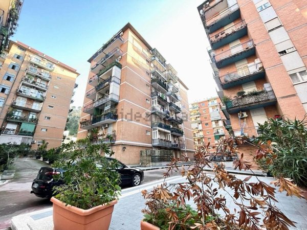 appartamento in vendita a Napoli in zona Fuorigrotta