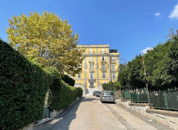 appartamento in vendita a Napoli in zona Posillipo