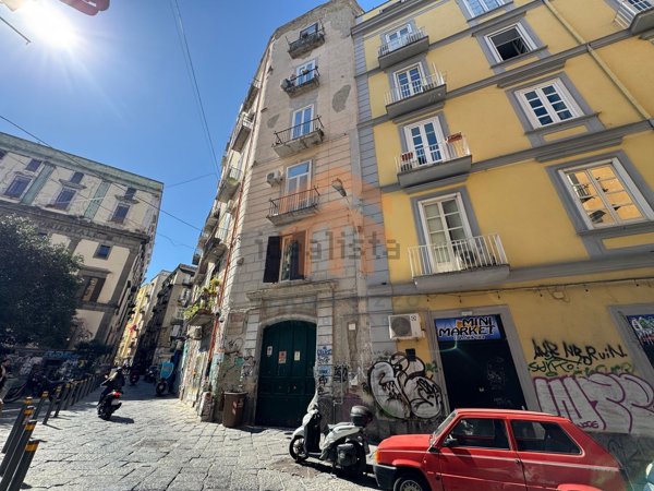 appartamento in vendita a Napoli