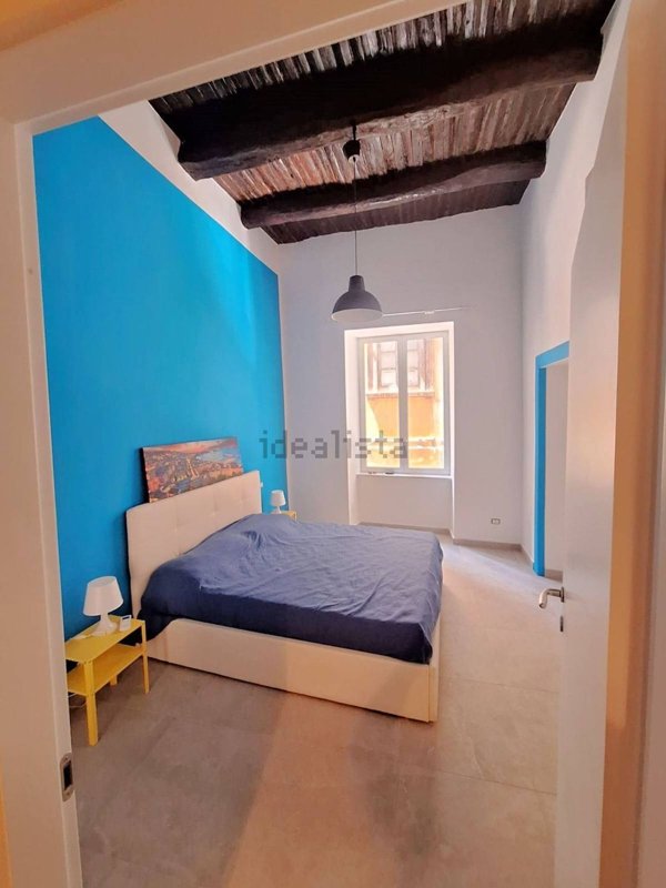 appartamento in vendita a Napoli in zona San Lorenzo