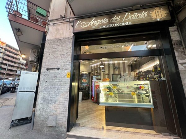 appartamento in vendita a Napoli