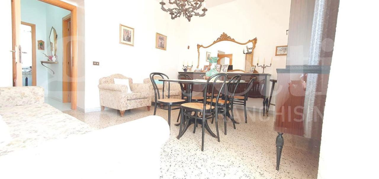 appartamento in vendita a Napoli in zona Bagnoli
