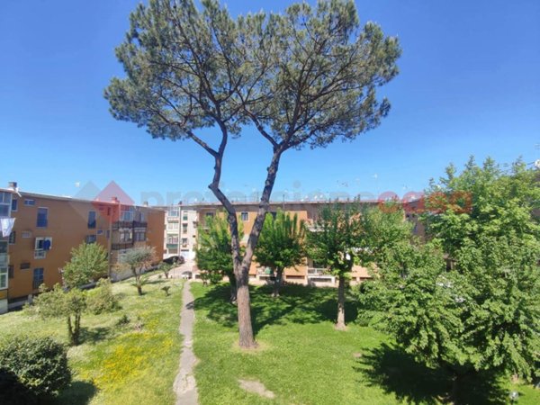 appartamento in vendita a Napoli in zona Pianura