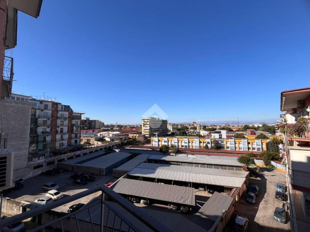 appartamento in vendita a Napoli in zona Capodichino
