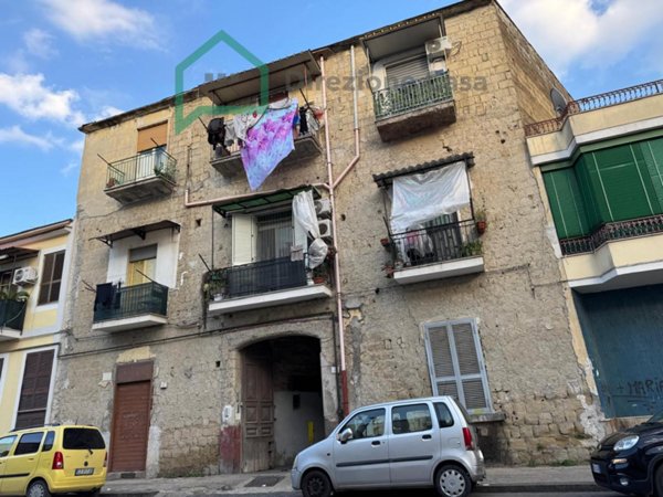 appartamento in vendita a Napoli in zona Capodichino