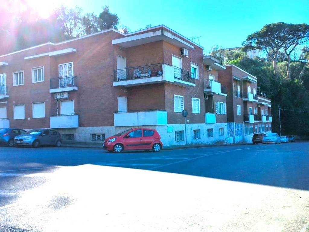 appartamento in vendita a Napoli in zona Posillipo
