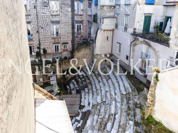 appartamento in vendita a Napoli