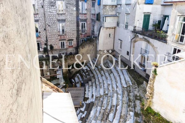appartamento in vendita a Napoli