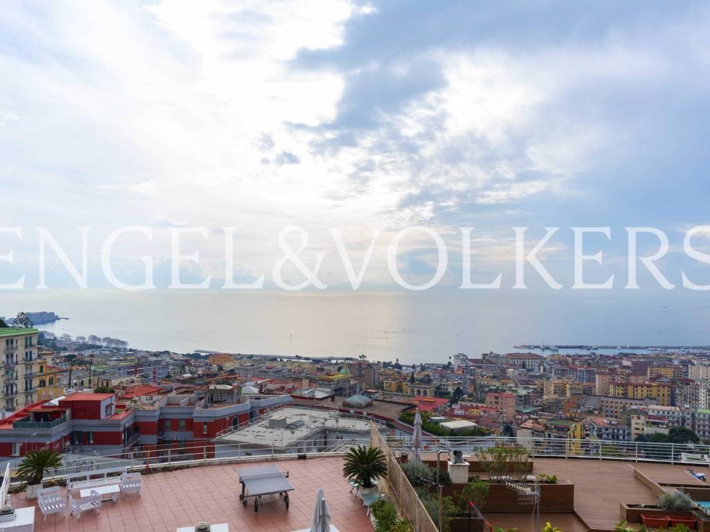 appartamento in vendita a Napoli in zona Vomero