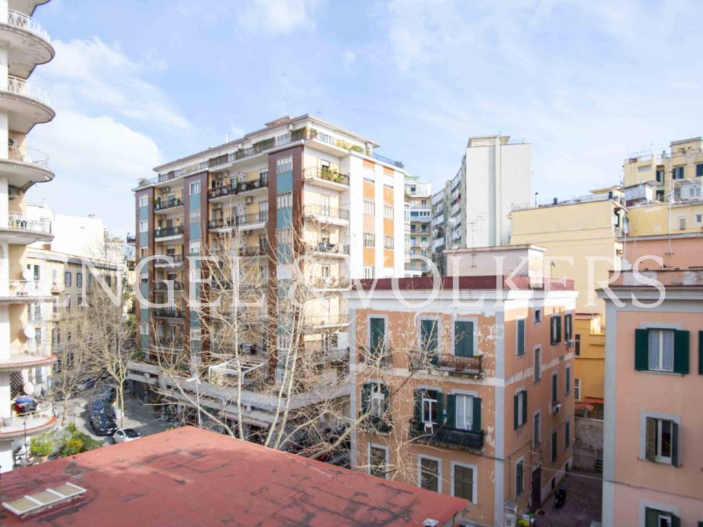 appartamento in vendita a Napoli in zona Vomero