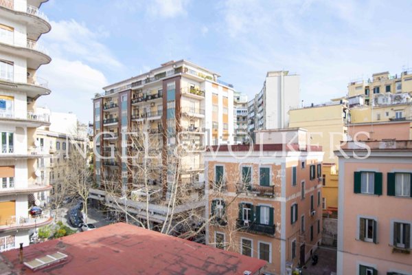 appartamento in vendita a Napoli in zona Vomero