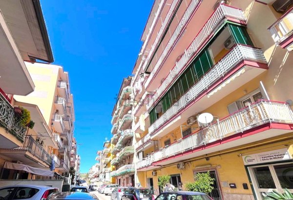 appartamento in vendita a Napoli in zona Pianura