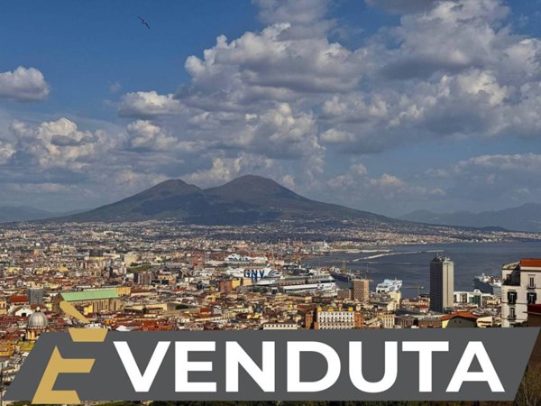 appartamento in vendita a Napoli in zona Vomero