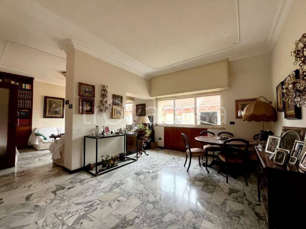appartamento in vendita a Napoli in zona Vomero