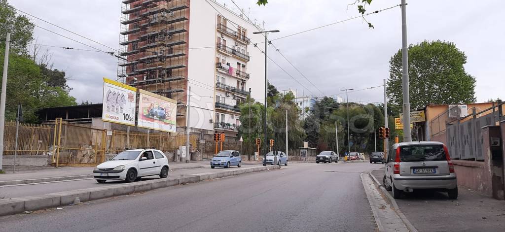appartamento in vendita a Napoli in zona San Carlo all'Arena