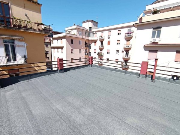 appartamento in vendita a Napoli in zona Stella